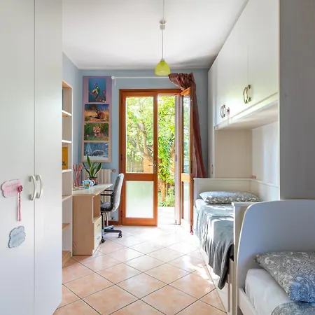 Quiet Location With Private Garden * Due Carrare